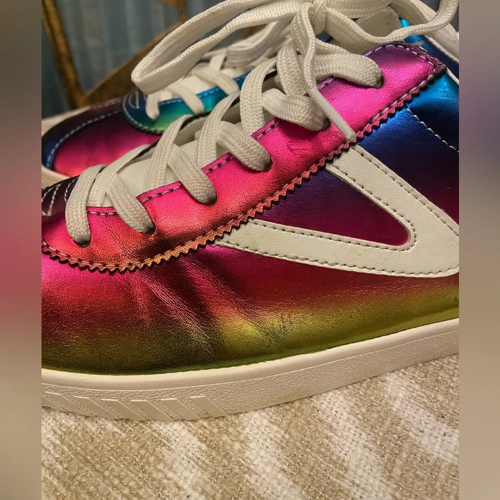 Tretorn Camden7 Iridescent Rainbow Sneaker - Picture 7 of 13
